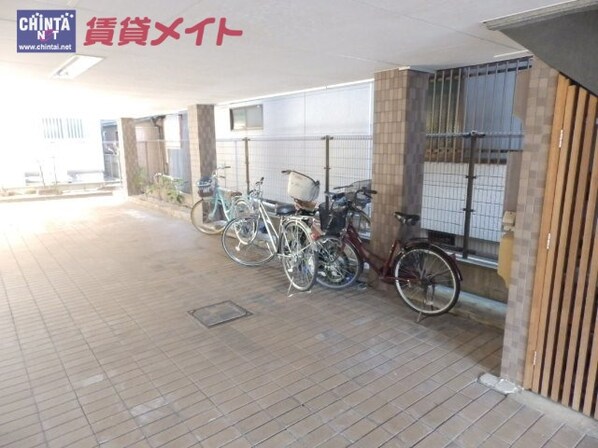 津新町駅 徒歩12分 2階の物件外観写真